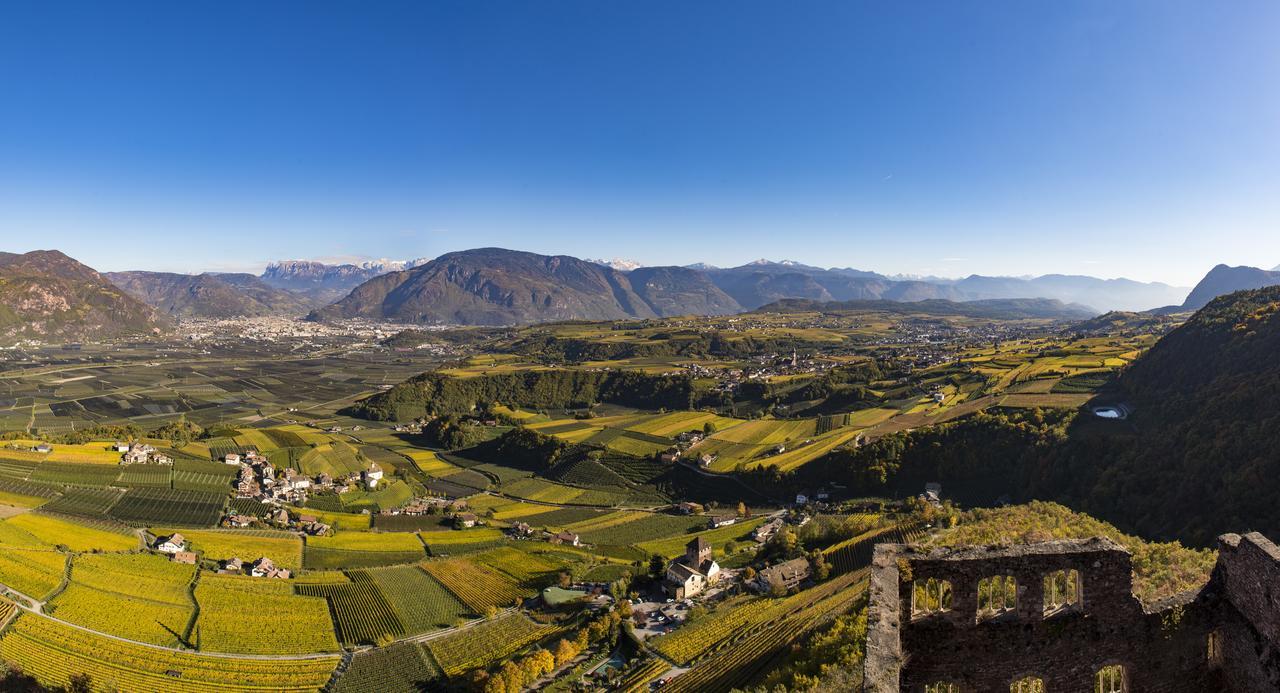 Hotel Christof Appiano sulla Strada del Vino Kültér fotó
