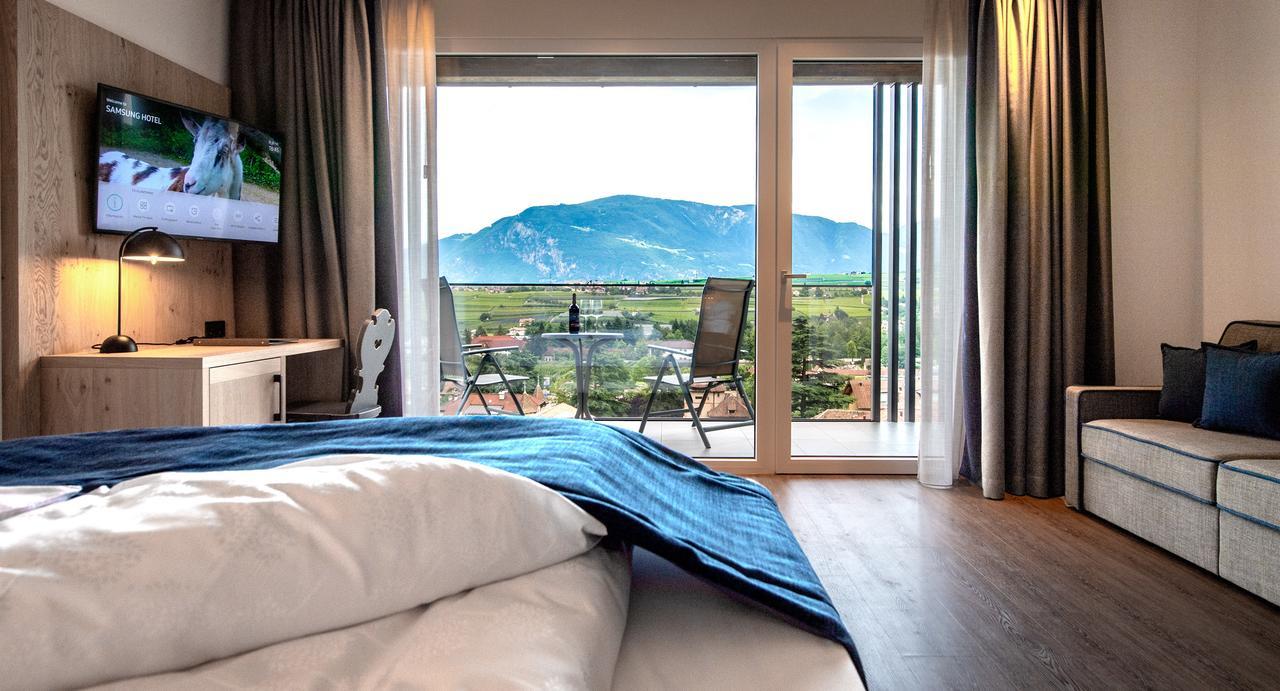 Hotel Christof Appiano sulla Strada del Vino Kültér fotó
